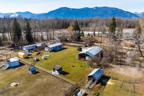 1117 15Th Avenue, Creston, BC - Outdoor With View