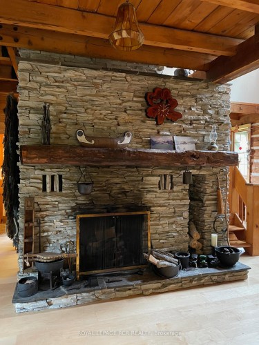 875122 5Th Line E, Mono, ON - Indoor With Fireplace