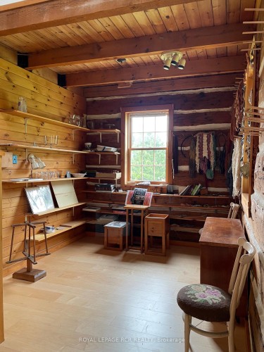 875122 5Th Line E, Mono, ON - Indoor