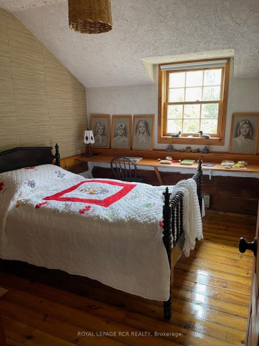 875122 5Th Line E, Mono, ON - Indoor Photo Showing Bedroom