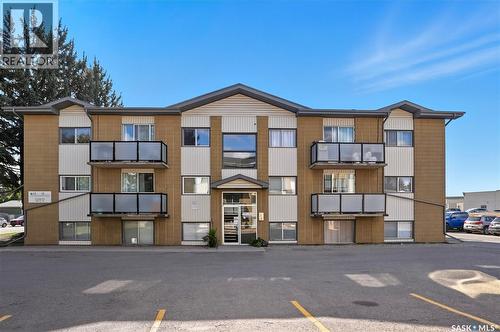 103 5 Columbia DRIVE  Saskatoon, SK S7K 1E3