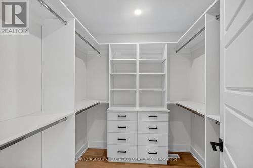 612 Tweedsmuir Avenue, Ottawa, ON - Indoor With Storage