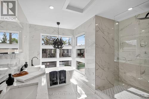 612 Tweedsmuir Avenue, Ottawa, ON - Indoor Photo Showing Bathroom