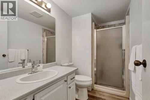 1765 Leckie Road Unit# 115, Kelowna, BC - Indoor Photo Showing Bathroom
