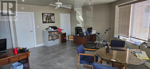 15 - 5115 Harvester Road, Burlington, ON 