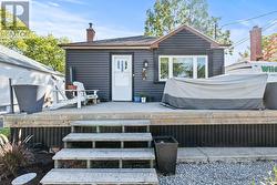 147 SUMMERHILL AVENUE  Hamilton, ON L8K 3N5