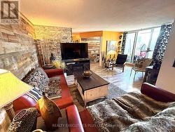 1610 - 5 OLD SHEPPARD AVENUE E  Toronto, ON M2J 4K3