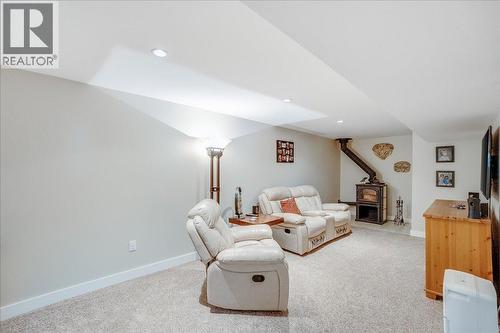 6010 Harrop-Procter Road, Nelson, BC - Indoor