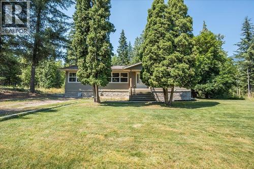 6010 Harrop-Procter Road, Nelson, BC - Outdoor