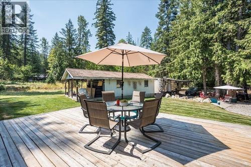 6010 Harrop-Procter Road, Nelson, BC - Outdoor With Deck Patio Veranda