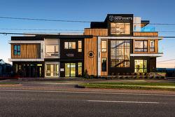 4208  - 4214 Rue Sherbrooke  Magog, QC J1X 5R2