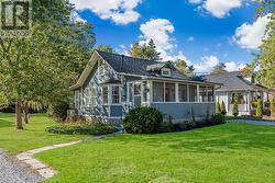 317 BEACHVIEW AVENUE  Fort Erie (Crescent Park), ON L2A 4L8