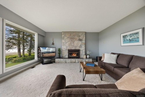 3440 Sandpiper Dr, Courtenay, BC 