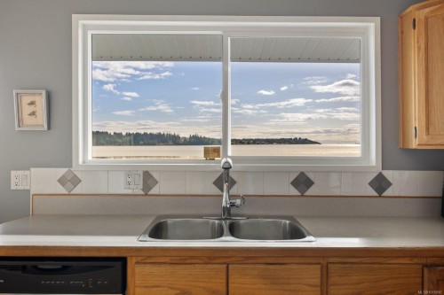 3440 Sandpiper Dr, Courtenay, BC 