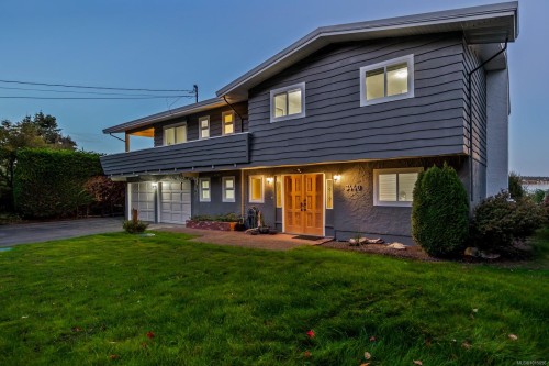 3440 Sandpiper Dr, Courtenay, BC 