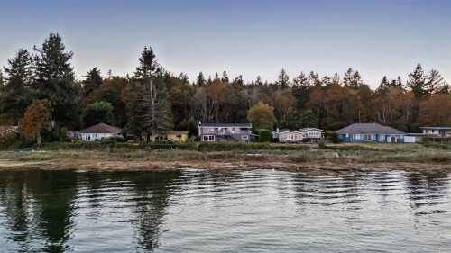 3440 Sandpiper Dr, Courtenay, BC 