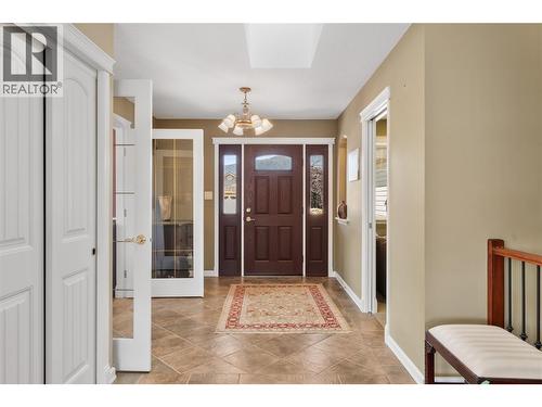 519 5Th Street, Vernon, BC - Indoor Photo Showing Other Room