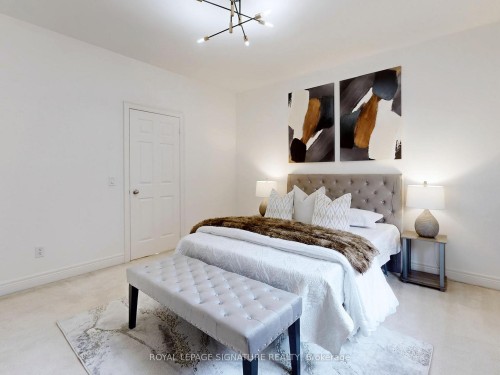 2238 Lyndhurst Drive, Oakville, ON - Indoor Photo Showing Bedroom