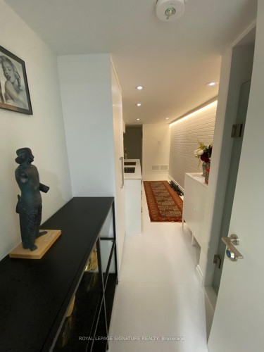 19 Teddington Park Avenue, Toronto, ON - Indoor Photo Showing Other Room