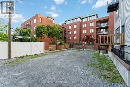 36 Ontario Street, Ottawa, ON - Outdoor