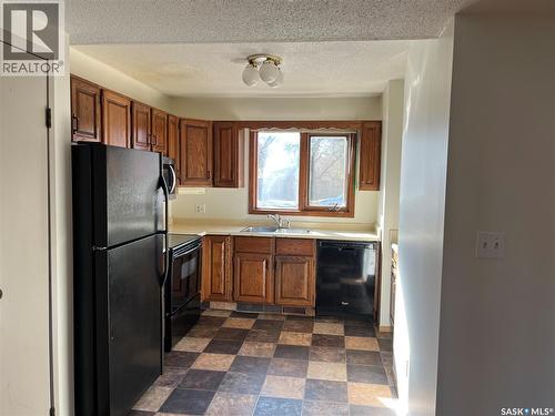 309 7Th Avenue, Humboldt, SK - Indoor Photo Showing Kitchen