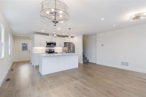 6268 Old Mill Rd, Duncan, BC - Indoor Photo Showing Kitchen With Upgraded Kitchen