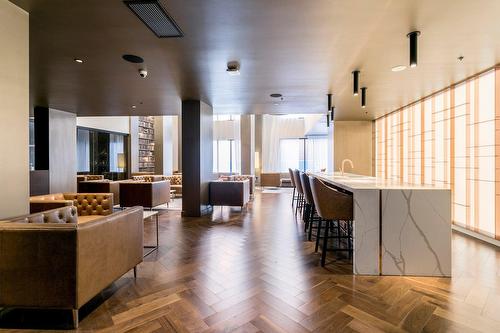 Salle communautaire - 902-1188 Rue St-Antoine O., Montréal (Ville-Marie), QC - Indoor Photo Showing Other Room