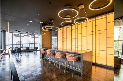 Salle communautaire - 902-1188 Rue St-Antoine O., Montréal (Ville-Marie), QC - Indoor Photo Showing Other Room