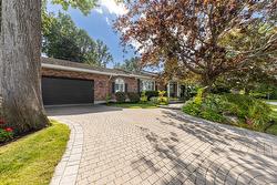 570 Rue de la Neuve-France  Saint-Jean-Sur-Richelieu, QC J3B 1A9