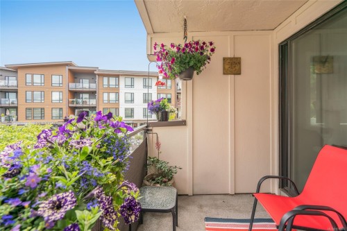 201-309 Morison Ave, Parksville, BC - Outdoor With Balcony