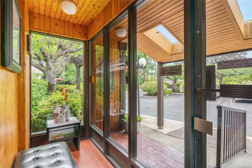 201-309 Morison Ave, Parksville, BC -  With Exterior