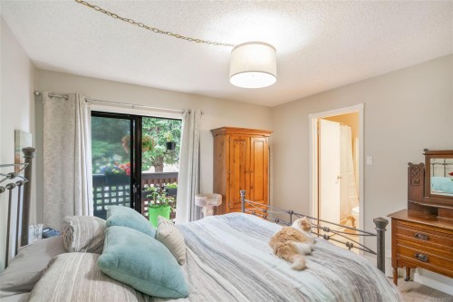 201-309 Morison Ave, Parksville, BC - Indoor Photo Showing Bedroom