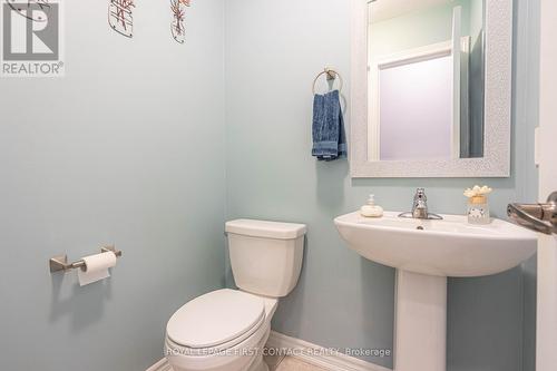26 Deneb Street, Barrie, ON - Indoor Photo Showing Bathroom