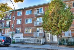 7430 Av. d'Outremont  Montréal (Villeray/Saint-Michel/Parc-Extension), QC H3N 2L8