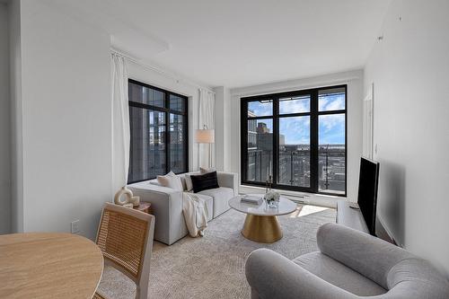 Living room - 2206-628 Rue St-Jacques, Montréal (Ville-Marie), QC - Indoor Photo Showing Living Room