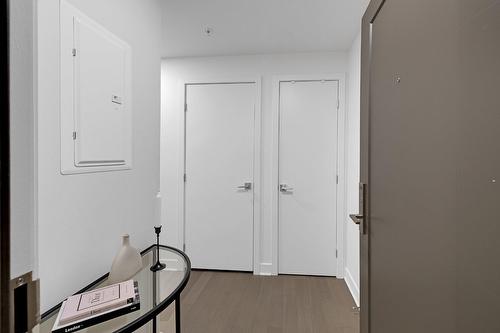 Hall - 2206-628 Rue St-Jacques, Montréal (Ville-Marie), QC - Indoor Photo Showing Other Room