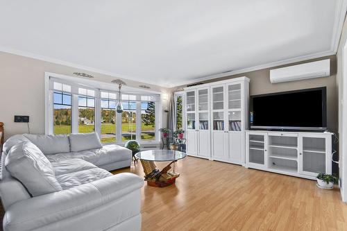 Salon - 131 Rg St-Pierre, Saint-Jean-De-Matha, QC - Indoor Photo Showing Living Room