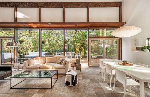 Salon - 66 Av. Mcnider, Montréal (Outremont), QC - Indoor Photo Showing Living Room