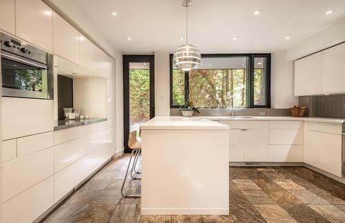 Cuisine - 66 Av. Mcnider, Montréal (Outremont), QC - Indoor Photo Showing Kitchen