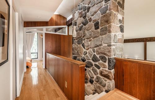 Escalier - 66 Av. Mcnider, Montréal (Outremont), QC - Indoor Photo Showing Other Room