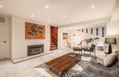 Sous-sol - 66 Av. Mcnider, Montréal (Outremont), QC - Indoor Photo Showing Living Room With Fireplace