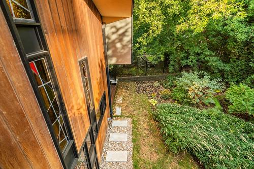 Face arrière - 66 Av. Mcnider, Montréal (Outremont), QC - 