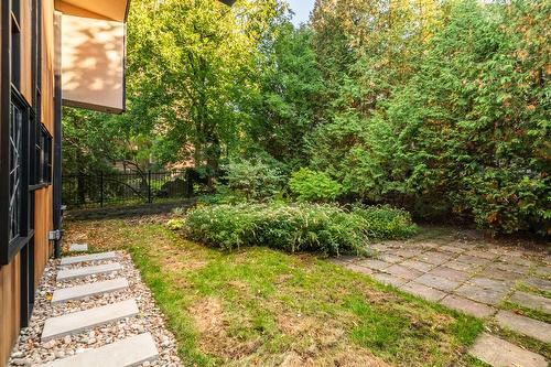Cour - 66 Av. Mcnider, Montréal (Outremont), QC - Outdoor