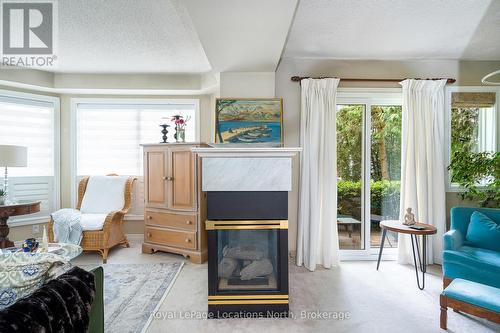 166 Fairway Crescent, Collingwood, ON - Indoor Photo Showing Living Room With Fireplace