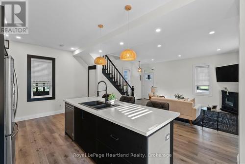 15 Queen Street E, Minto, ON - Indoor Photo Showing Kitchen With Double Sink