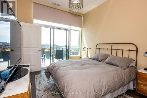 1207 - 35 Fontenay Court, Toronto, ON - Indoor Photo Showing Bedroom