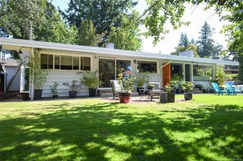 4740 Island Hwy North, Courtenay, BC 