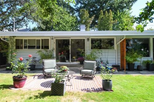 4740 Island Hwy North, Courtenay, BC 