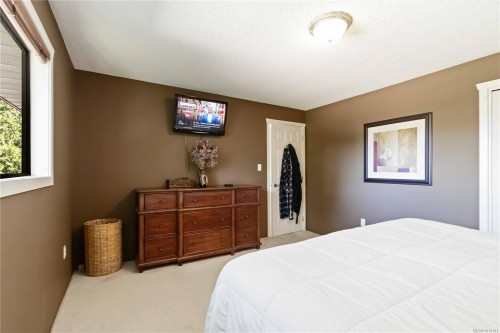 966 Jenkins Ave, Langford, BC 