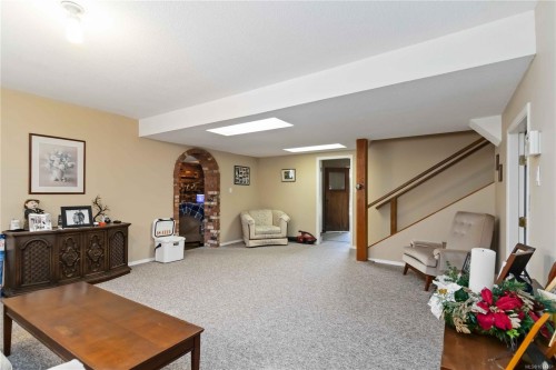 966 Jenkins Ave, Langford, BC 